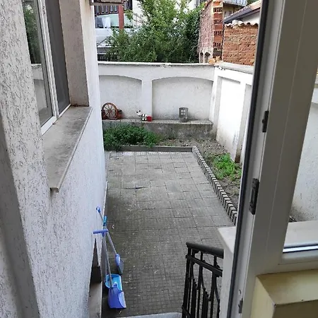 лидер хаус *