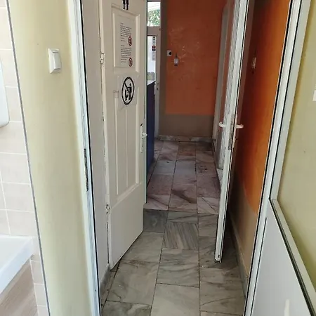Hostel лидер хаус Varna